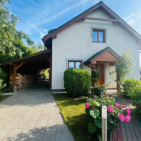 Zaciszne Zastan Villa